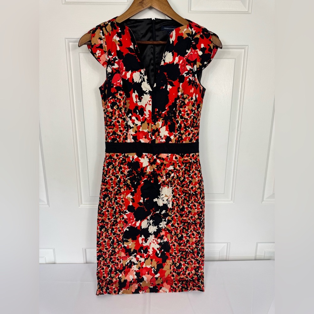 French Connection Size 4 Black Orange Floral Cap Sleeve Sheath Dress